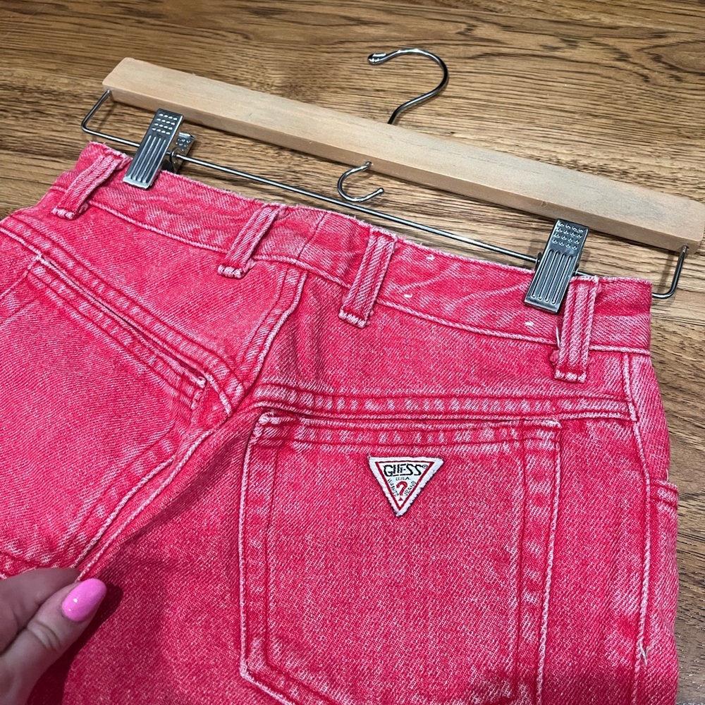 GUESS VINTAGE DENIM! EARLY 90’s! PERFECT SHAPE!   INSEAM: 30 RISE: 12  WAIST: 26